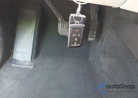 2021 Jeep Grand Cherokee L Limited 4X4 from USA, damaged, VIN 1C4RJKBGXM8211059